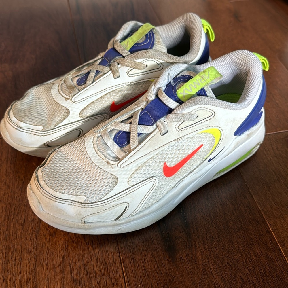 Boys Nikes. Size 2.